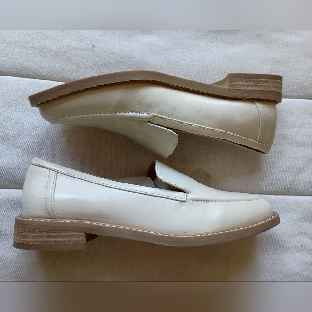 Dolce Vida Women's Leather Cream Loafers_7 - Picture 6 of 7
